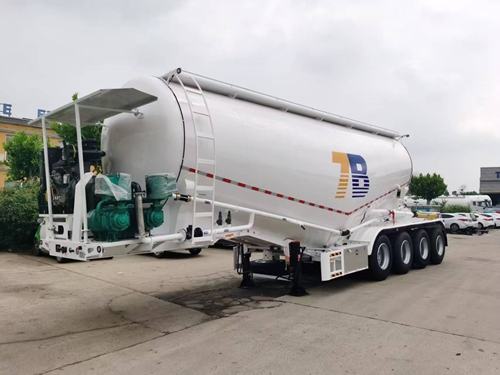 散裝水泥運輸車