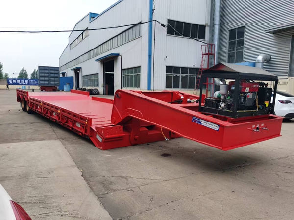  輕型低平板半掛車